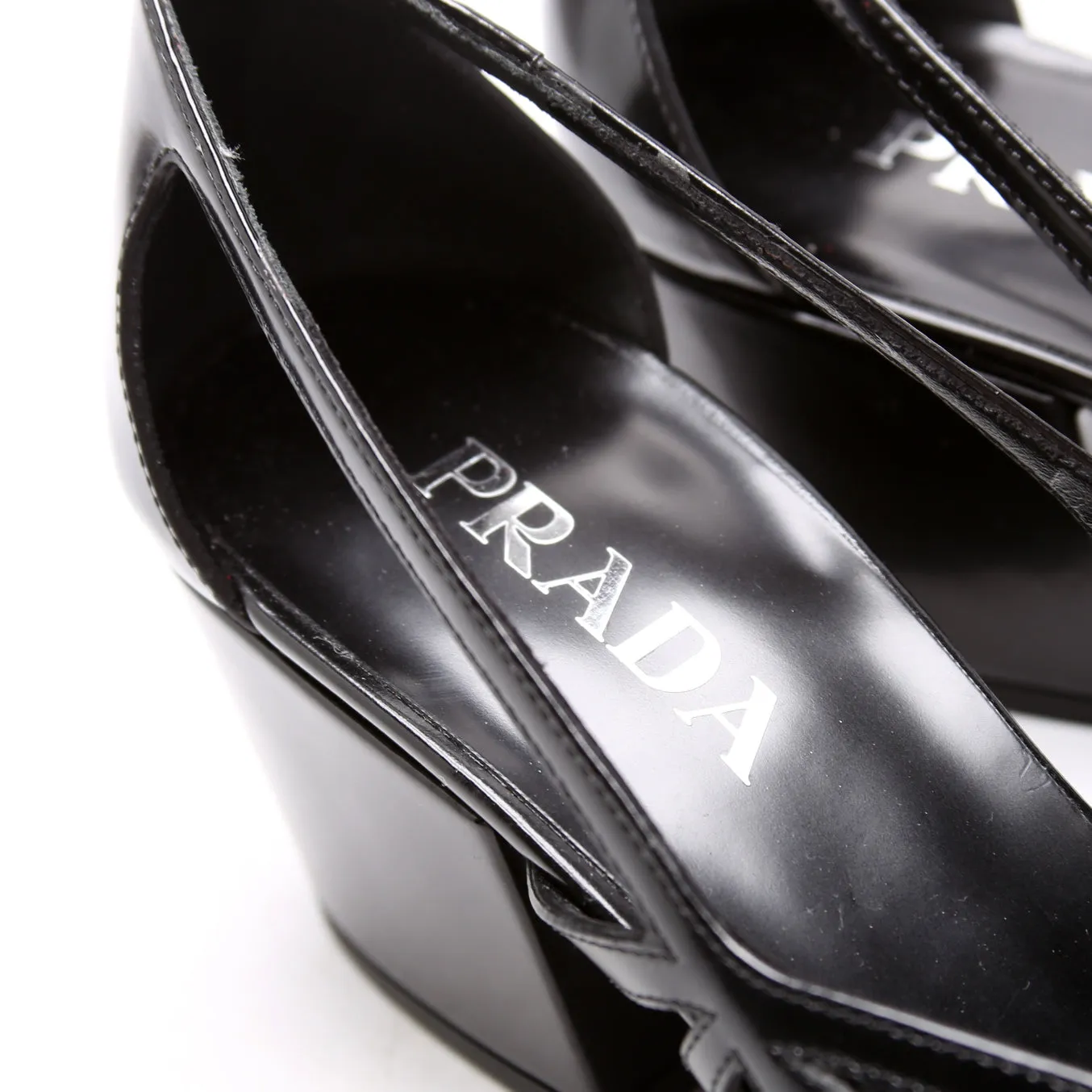 Brushed Leather Cut-Out 55MM Pumps Size 38 Black