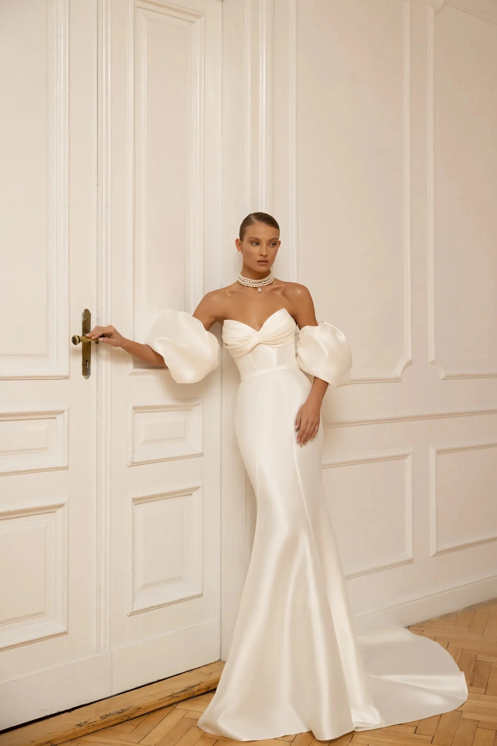 Elegant Simple Wedding Dresses Satin Sheath Mermaid Sexy Bridal Gowns Strapless Backless Sleeveless Robes Vestidos De Novia