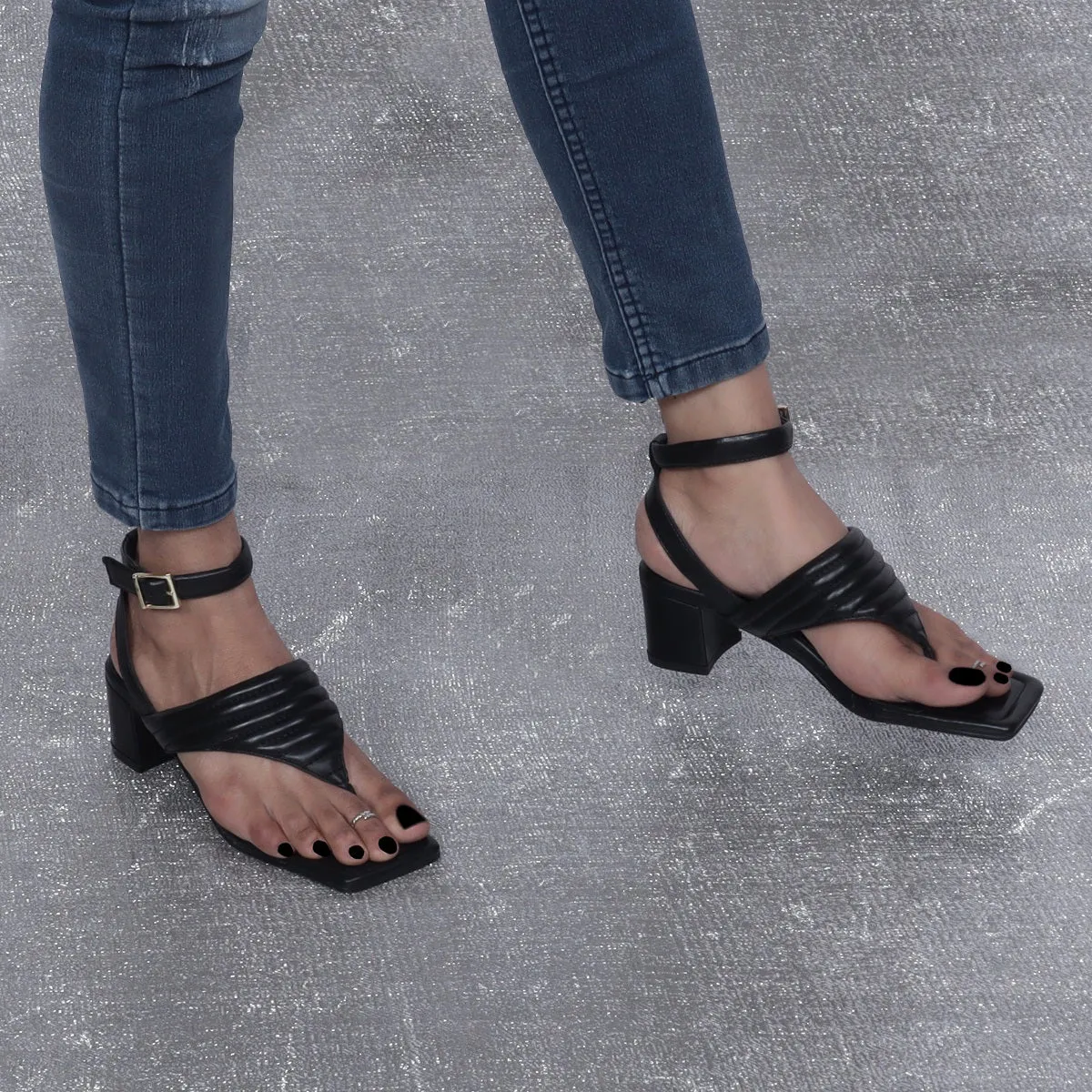 Flip-Flop Slide Sandal in Black Leather