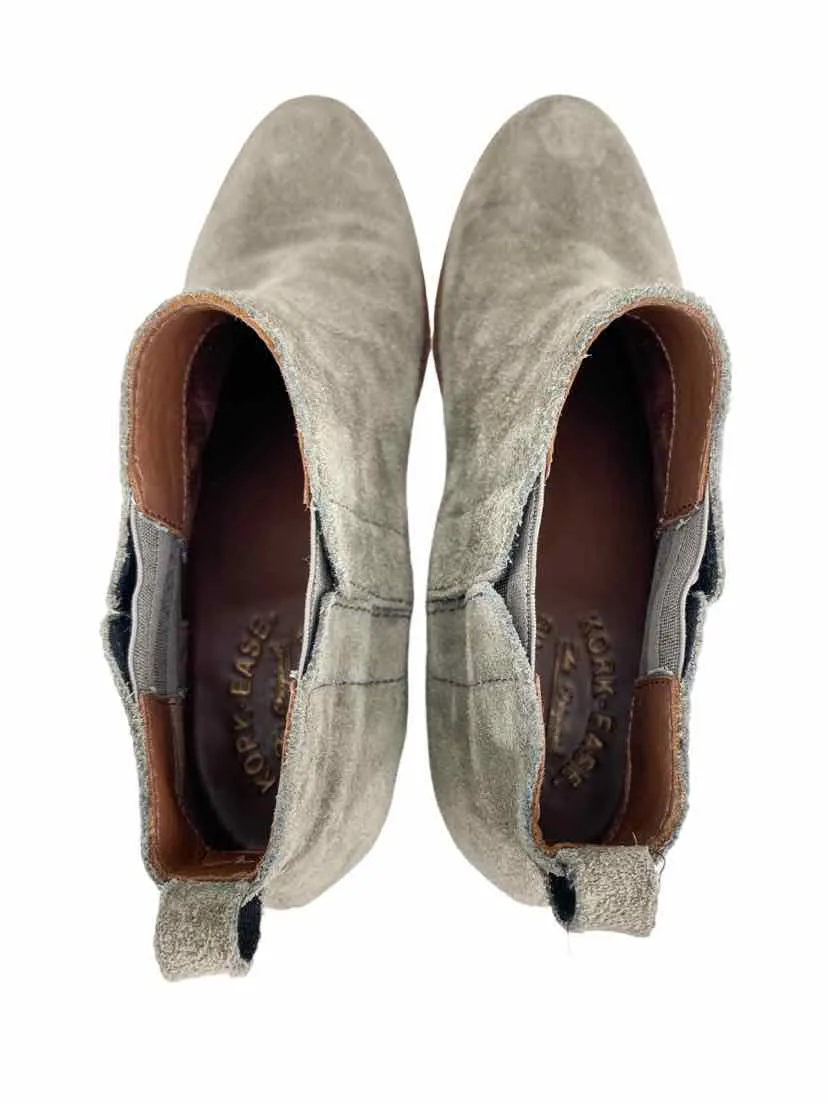 Kork-Ease Women's Velma Suede Ankle Boots Taupe Size 8.5
