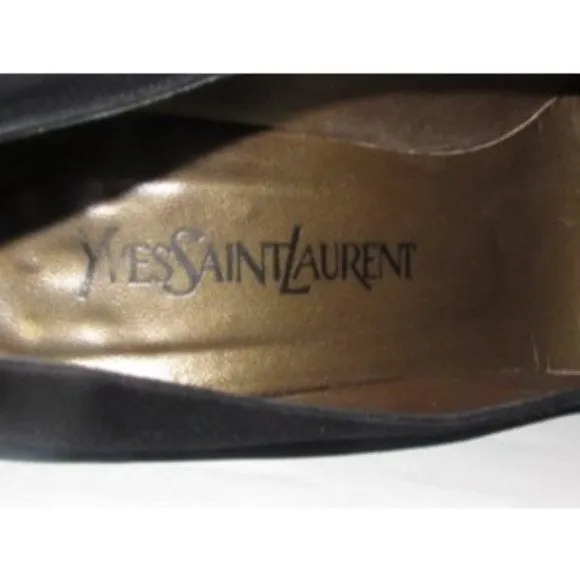 Saint Laurent Vintage Mod Black Suede Heels w Chiffon Rose
