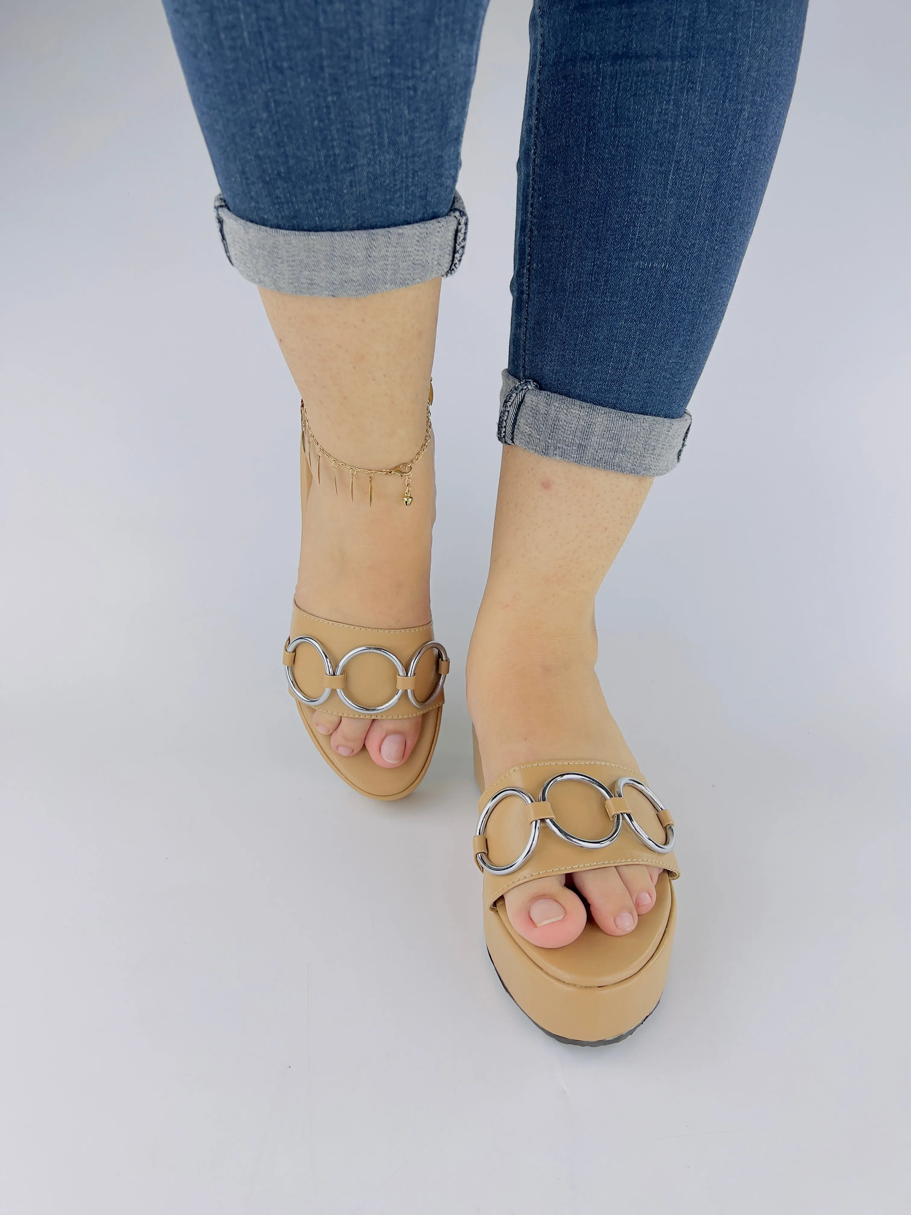 Spunkz Nude Wedges with Round Metal Chain